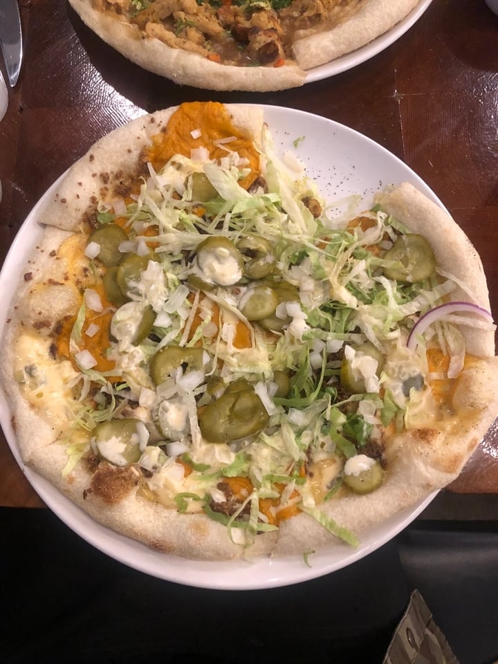 photo of Die Pie Vegan Mac Pizza shared by @matildayork on  18 Oct 2019 - review