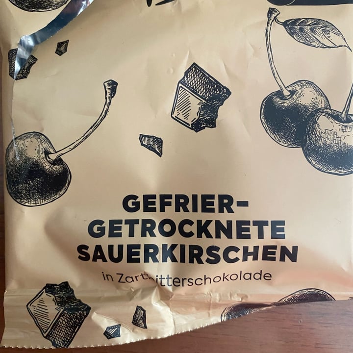 review photo of Koro amarene liofilizzate ricoperte di cioccolato shared by @antonella-boracchia on 06 Dec 2022 - review