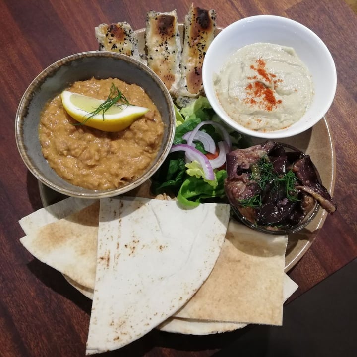 photo of Waterside Cafe and Food Bistro Mixed Mezze shared by @hellsrocknroll on  10 Sep 2019 - review