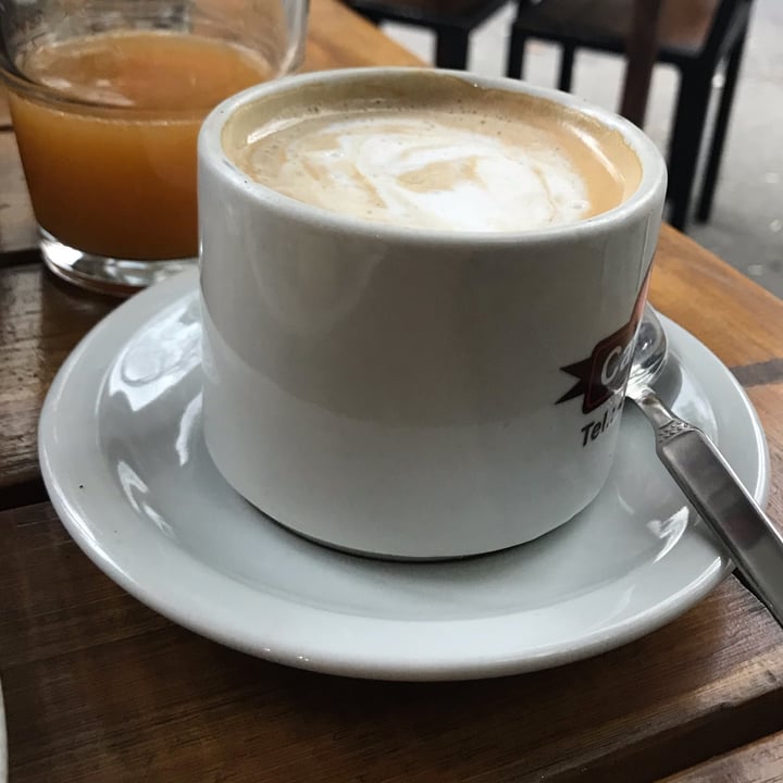 photo of Yedra Cocina Silvestre Café doble con leche vegetal shared by @sechague on  02 Oct 2021 - review