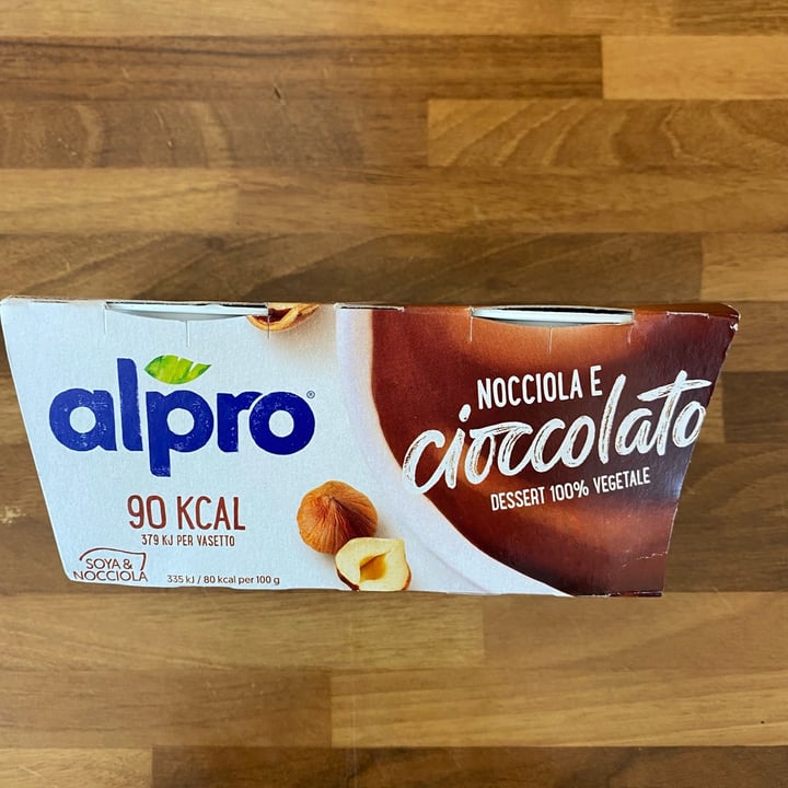 review photo of Alpro Nocciola e cioccolato dessert 100% Vegetale shared by @ludovicaa13 on 15 Sep 2022 - review