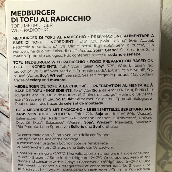 review photo of Mediterranea BioVeg Medburger di tofu al radicchio shared by @alenonesiste on 26 Aug 2022 - review