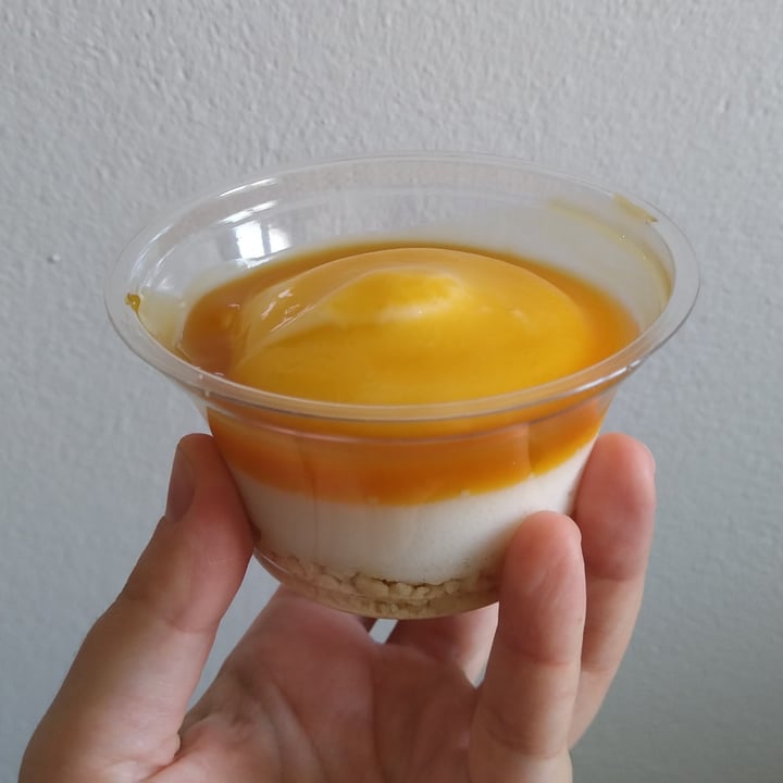 review photo of Vemondo Cheesecake passion fruit shared by @emmaboz on 19 Jun 2022 - review