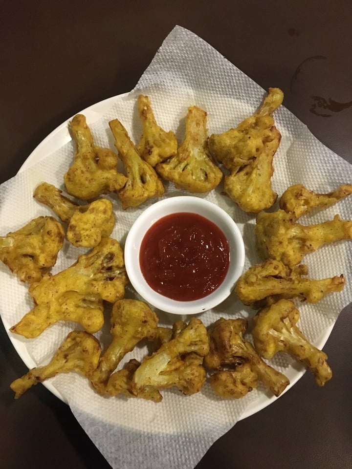 review photo of Loving Heart Vegan Restaurant Cauliflower Wings shared by @vegelsa on 19 Feb 2020 - review