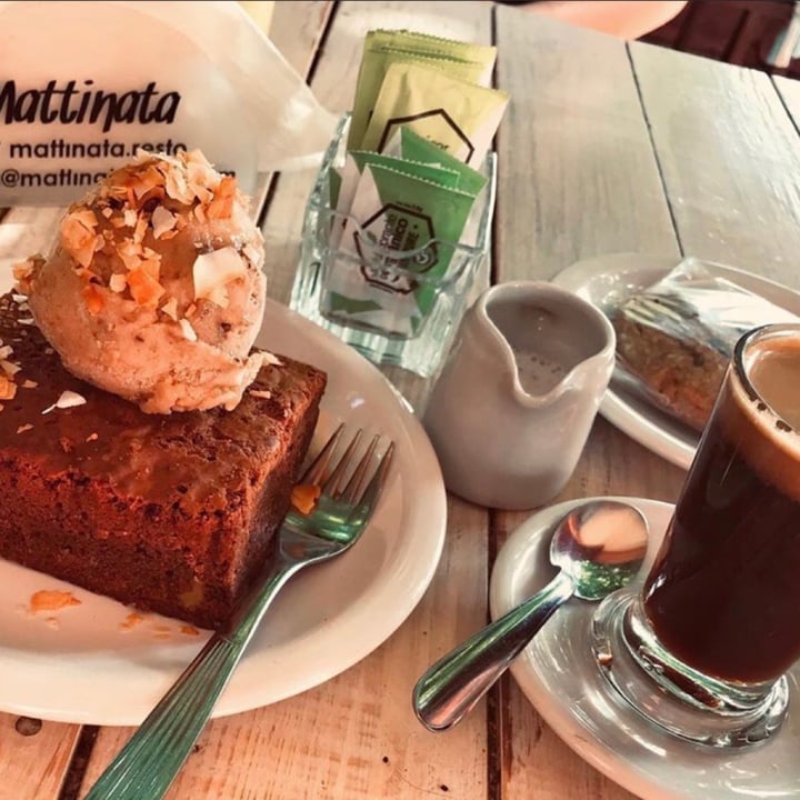 photo of Mattinata Brownie con helado shared by @rominanotero on  24 Sep 2020 - review