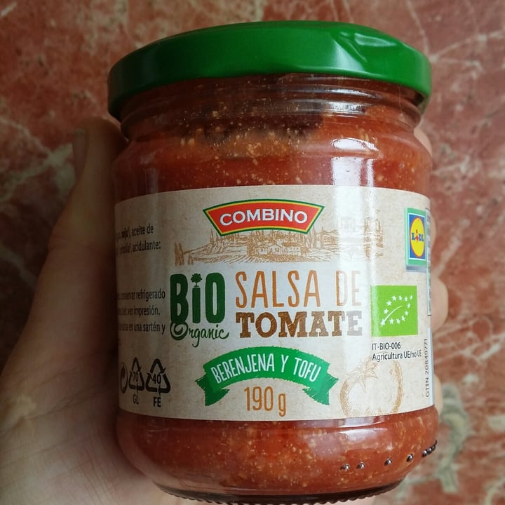 photo of Combino Salsa de tomate berenjena y tofu shared by @sthr on  31 Oct 2021 - review