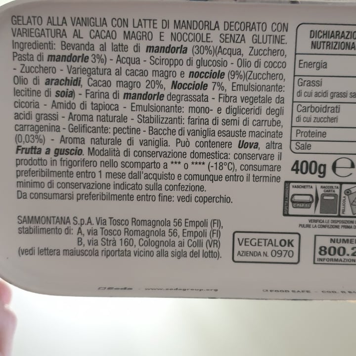 review photo of Sammontana Amando Sammontana gelato Vaniglia Cacao Nocciola shared by @vale46 on 14 Mar 2022 - review