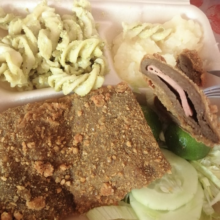 review photo of Gordis Vegan Food Comida Corrida - Milanesa Cordon Bleu shared by @anheloski on 14 Sep 2021 - review