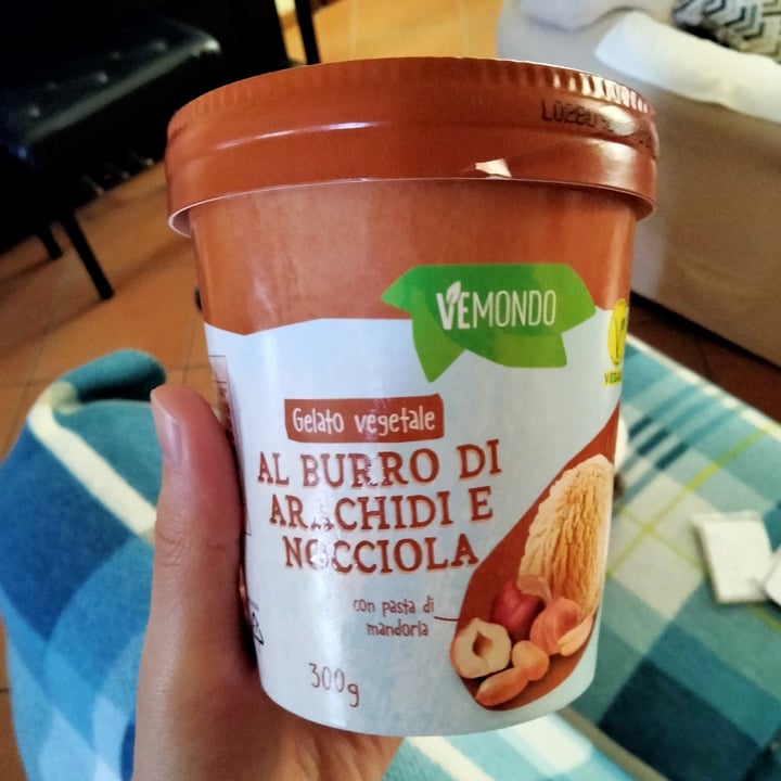 review photo of Vemondo Gelato al burro di arachidi e nocciola shared by @verojoy02 on 25 Mar 2022 - review