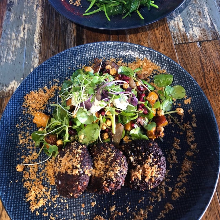 photo of Wholefood Merchants Quinoa Fritters shared by @missmaddie on  12 Sep 2019 - review