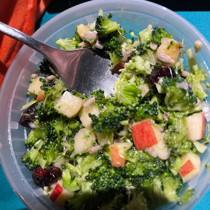photo of Rawk Star Cafe Broccoli Salad shared by @manuelaw on  13 Mar 2022 - review
