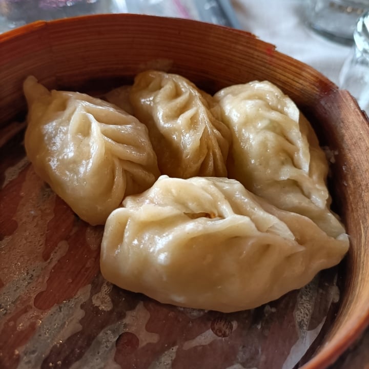 review photo of Gold Garden Sushi Ristorante Ravioli di verdure shared by @benedettac on 15 May 2022 - review