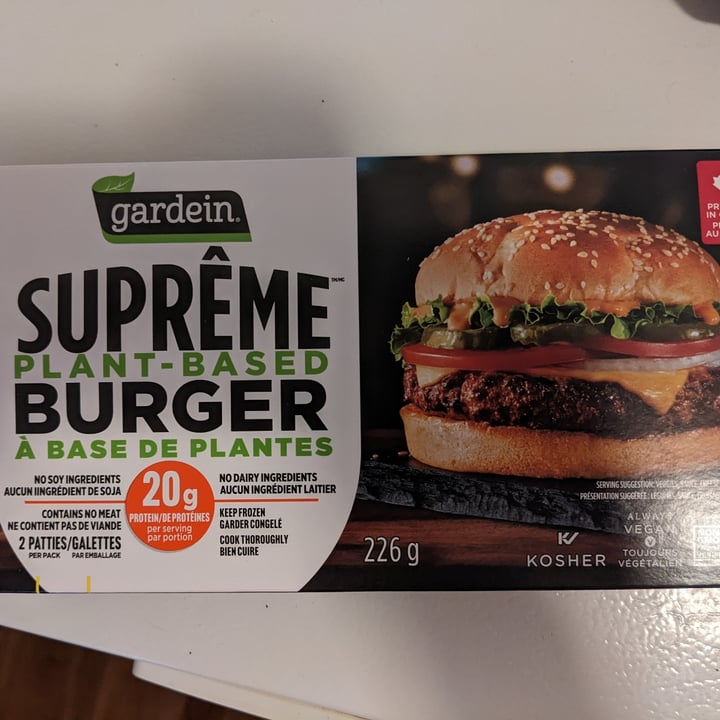photo of Gardein Supreme burger shared by @magictaters on  02 Jun 2022 - review