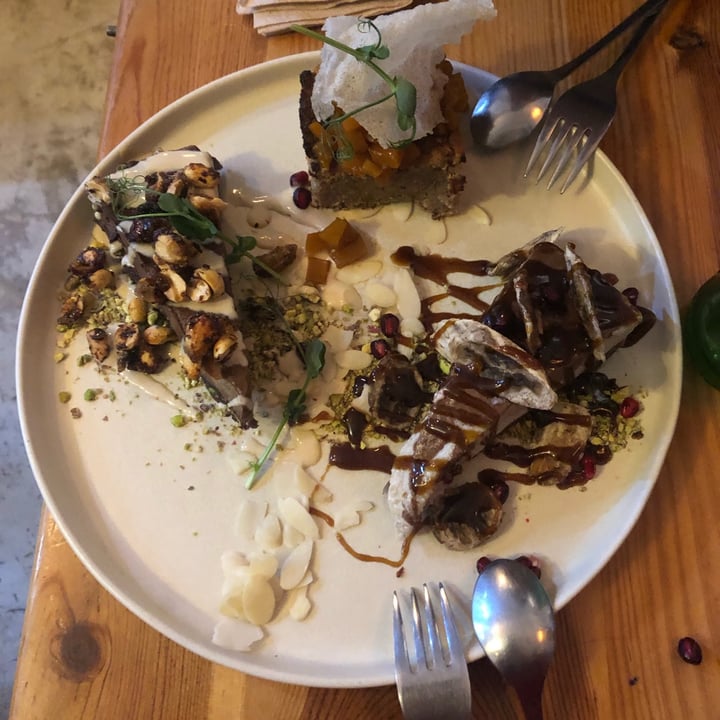 review photo of The Food Temple dessert tasting plate shared by @camillazita on 19 Dec 2022 - review