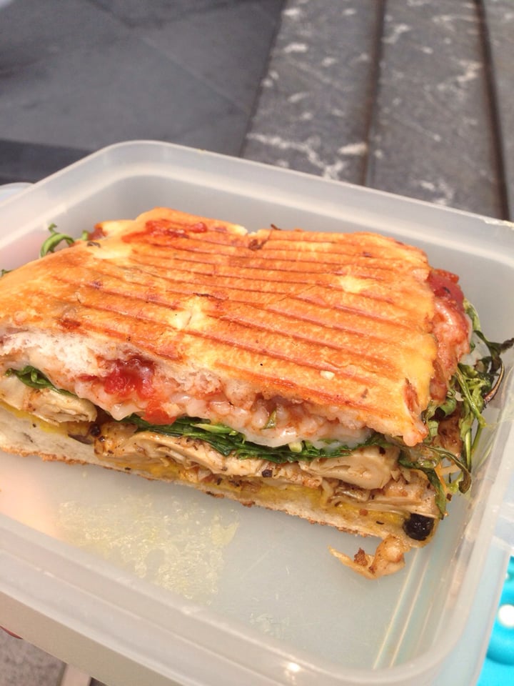 review photo of Grand Hyatt Singapore Mediterranean Heura® Grilled Chicken Panini shared by @earthtonurra on 15 Sep 2019 - review