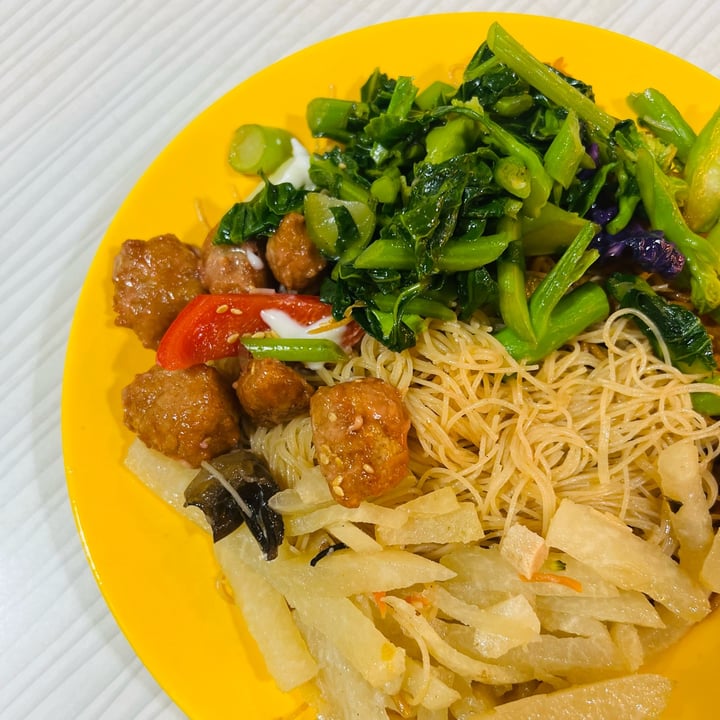 photo of Tian En Vegetarian Food, 天恩素坊 Economical Bee Hoon shared by @consciouscookieee on  23 Oct 2022 - review
