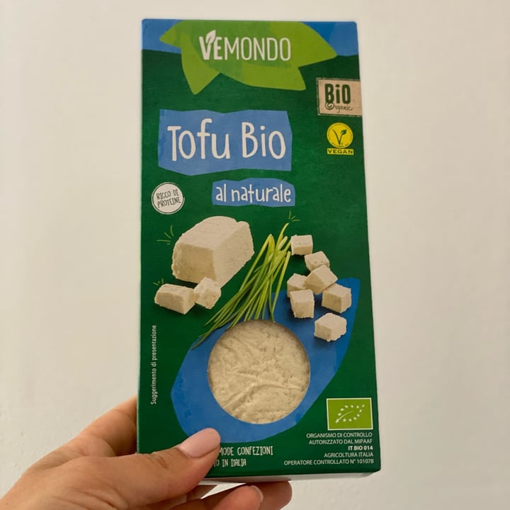 photo of Vemondo Tofu Bio al naturale shared by @ilenialentini on  18 Apr 2022 - review
