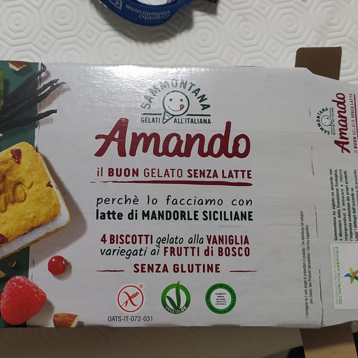 photo of Sammontana Biscotto Amando con Frutti di Bosco shared by @fedechi on  30 Jun 2022 - review