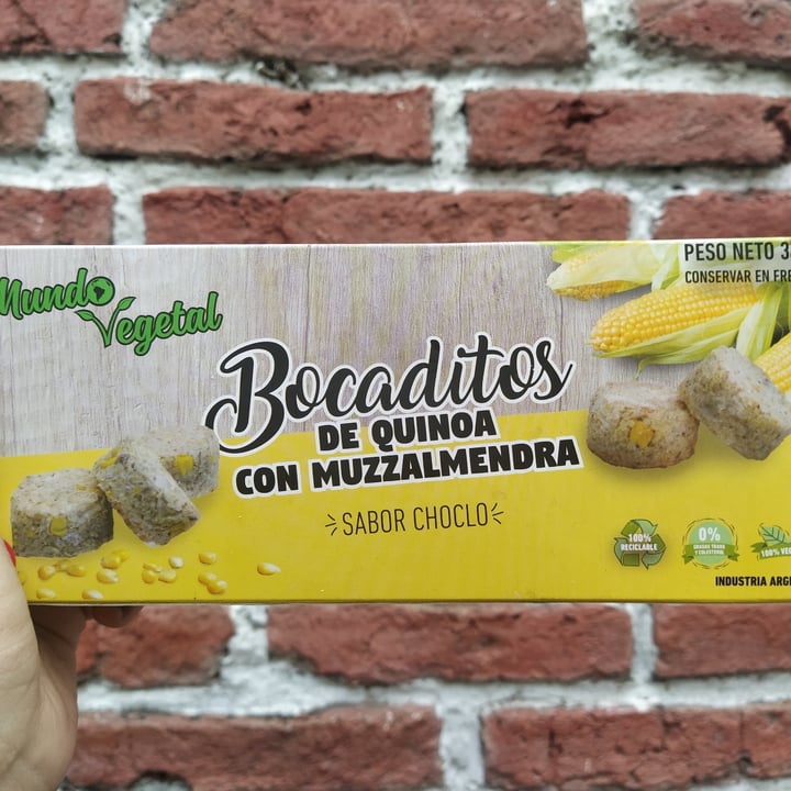 photo of Mundo Vegetal Bocaditos de quinoa con muzzalmendra sabor choclo shared by @kaaar on  18 Aug 2021 - review