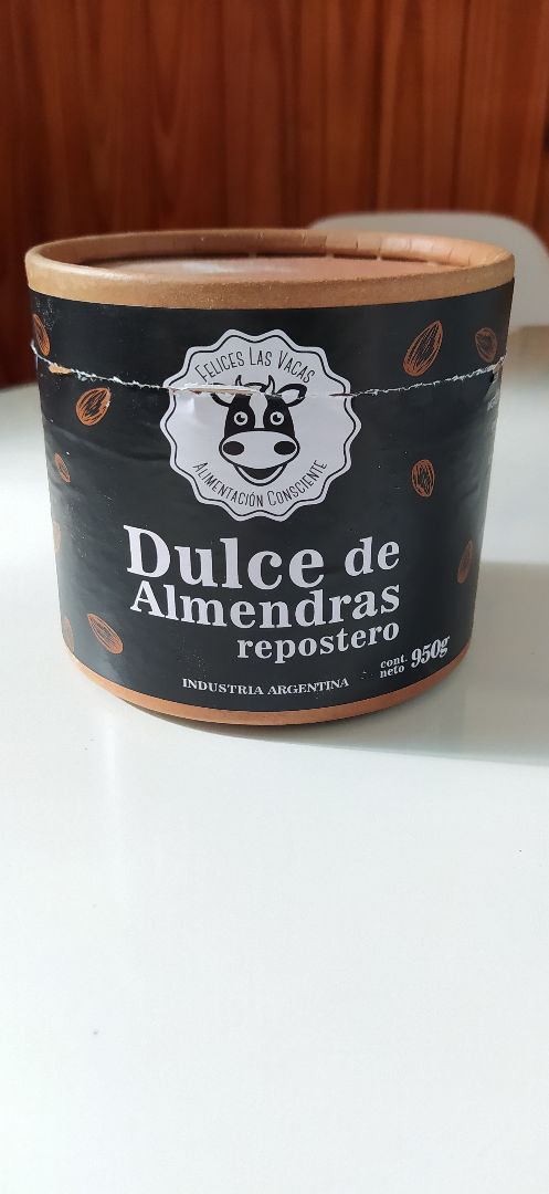 photo of Felices Las Vacas Untable de Almendras sabor Dulce de Leche shared by @juchambon on  16 Apr 2020 - review