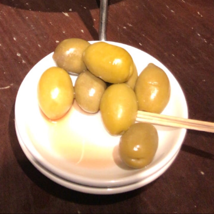 photo of The Real Greek Bankside Greek Olives shared by @mariott on  19 May 2022 - review