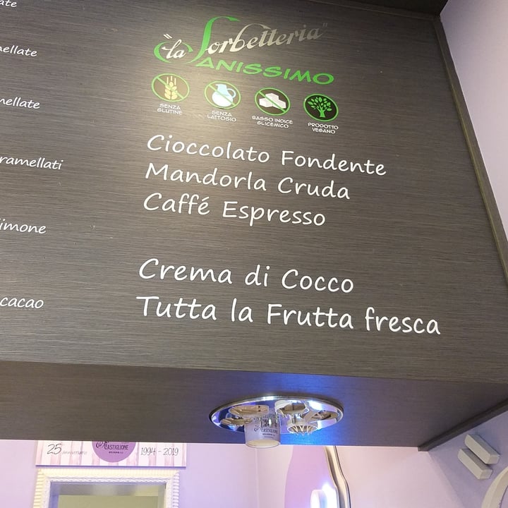 photo of La Sorbetteria Castiglione Gelato Vegano shared by @carlakaralis on  16 Jun 2022 - review