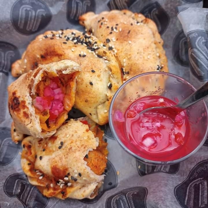 photo of JU Vegano Empanadas De Soja Texturizada shared by @melufernandez on  12 May 2022 - review