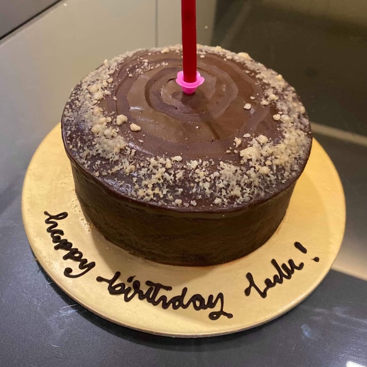 photo of inthebrickyard rock the naked truth chocolate cake shared by @ophi on  25 May 2020 - review