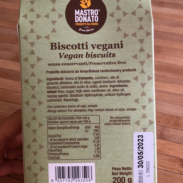 photo of Mastro donato Biscotti vegani shared by @asfantalia on  28 Oct 2022 - review