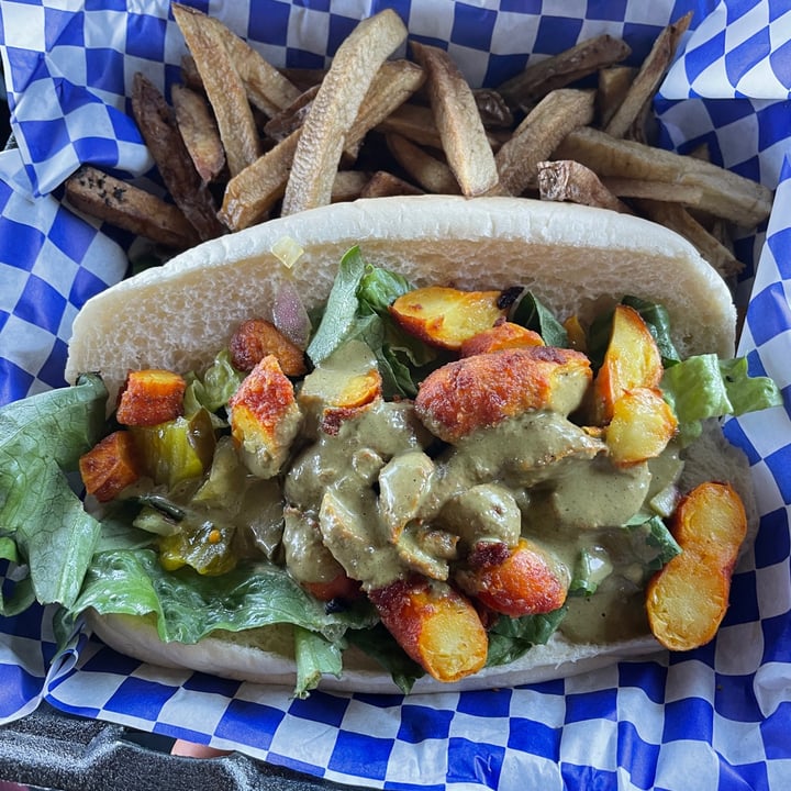 photo of Sunshine Vegan Eats, LLC. Shrimp ‘po boy (vegan!) shared by @stephaniefroebel on  03 May 2021 - review