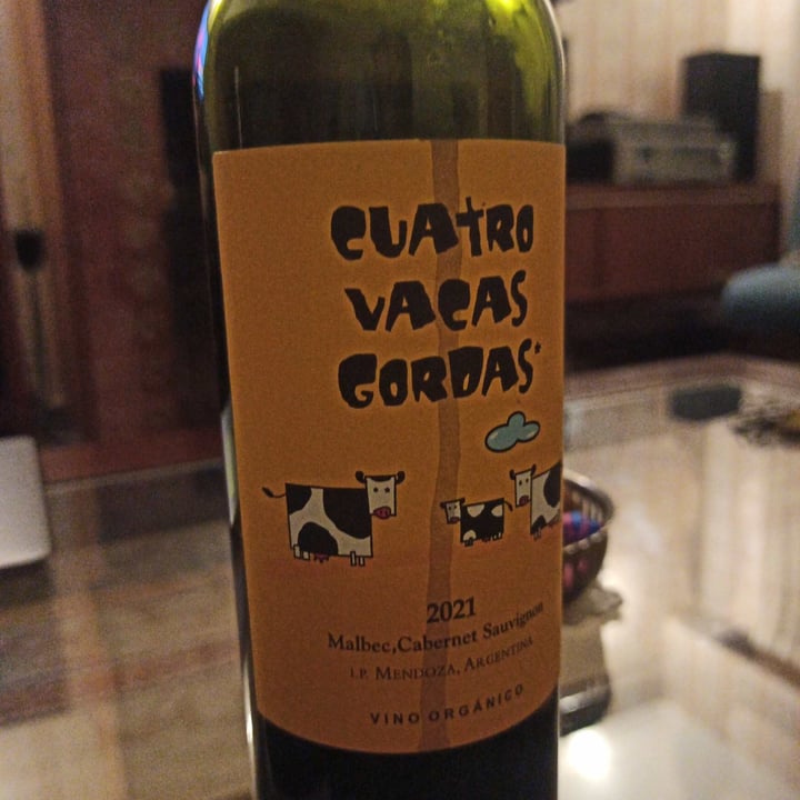 photo of Cuatro vacas gordas Vino Malbec shared by @claguer on  17 Jul 2022 - review