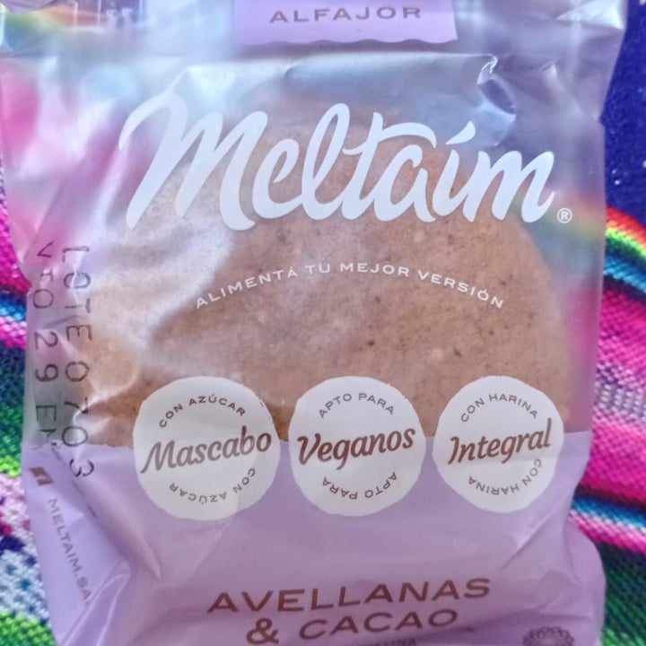 photo of Meltaím Alfajor De Avellanas Y Cacao shared by @miliforanimals on  05 Oct 2021 - review