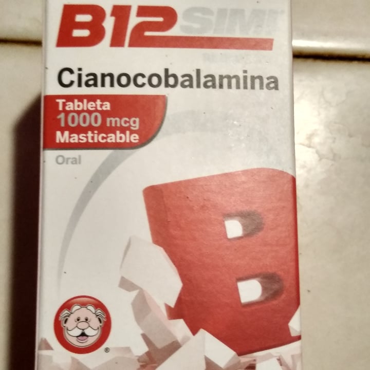 photo of Farmacias de similares (Various Brands) Vitamina b12/ B12 simi shared by @karlos2021 on  27 Sep 2021 - review