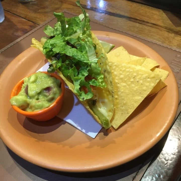 photo of Guacamole Cocina Mexicana - Joinville Taco Vegetariano shared by @josikovieira on  01 May 2022 - review