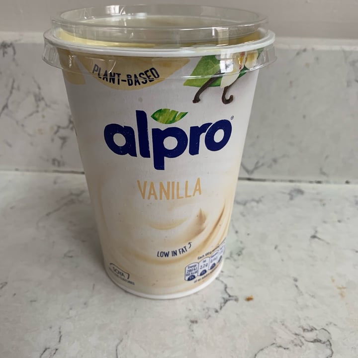 review photo of Alpro Skyr vanilla shared by @carlotta1 on 15 Apr 2022 - review