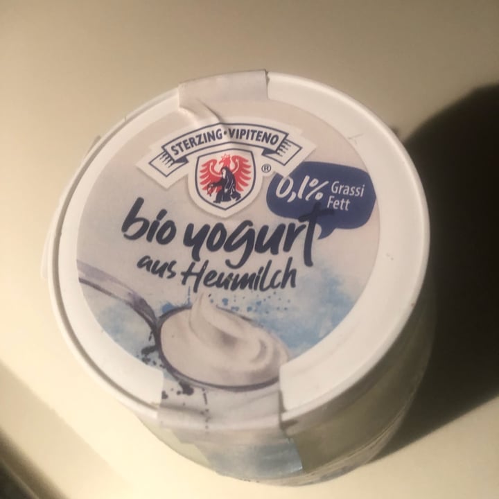 photo of Sterzing-Vipiteno bio Bio yogurt da latte di fieno shared by @machiara on  19 Aug 2022 - review