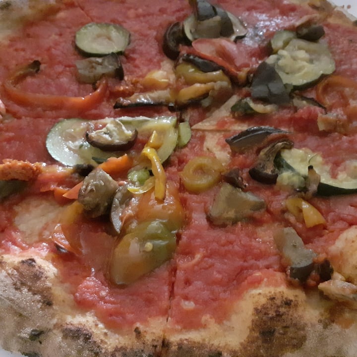 photo of L'Imperatore Pizza con le verdure shared by @jade96 on  06 Aug 2021 - review