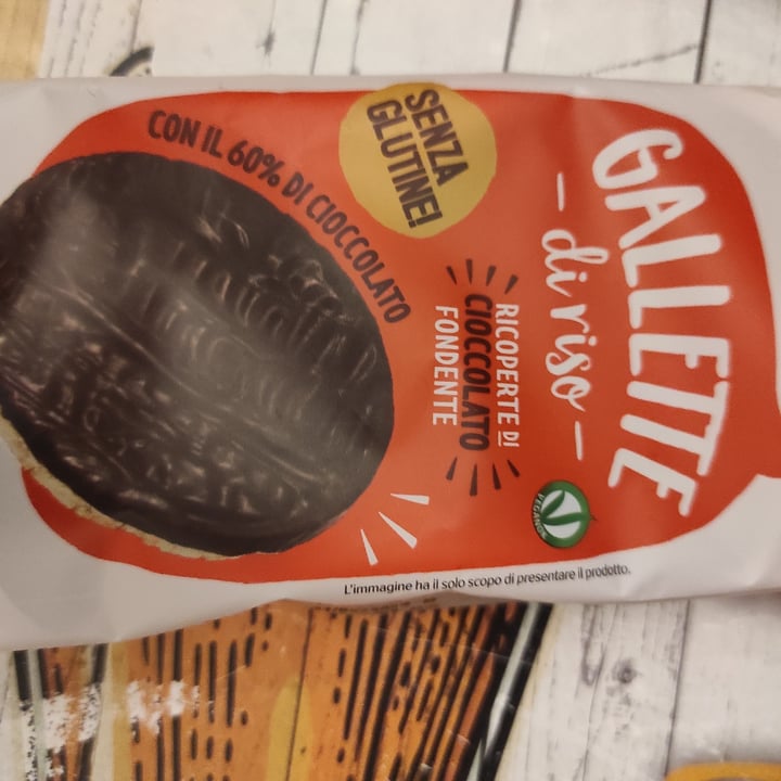 photo of Consilia Gallette di riso con cioccolato fondente shared by @esterrome on  01 Apr 2022 - review