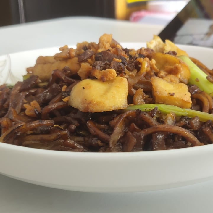 photo of Tang Leng Chay 東龍齋 Char Kway Teow shared by @amazinganne on  13 Aug 2020 - review