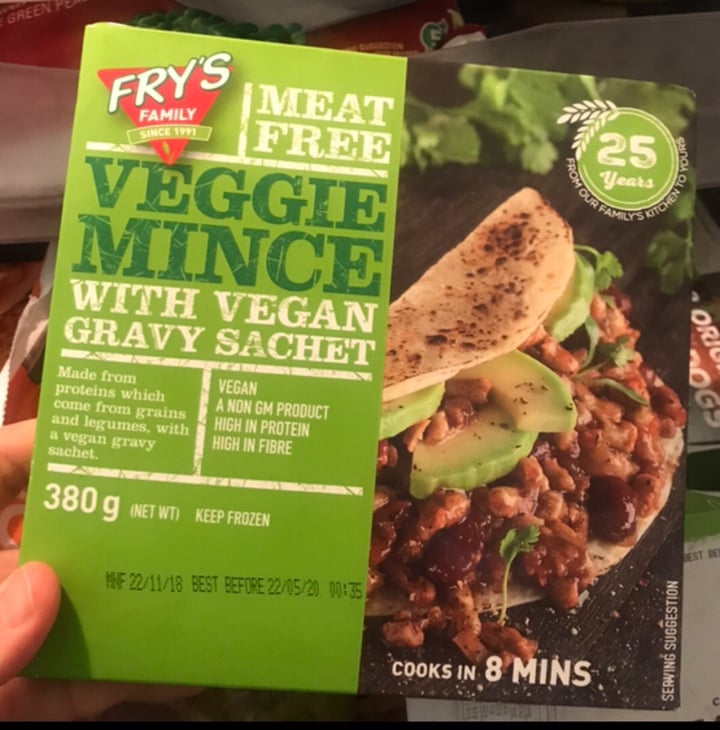 photo of Fry's Family Food Veggie Mince with Vegan Gravy Sachet shared by @leezabrent on  11 Jul 2019 - review