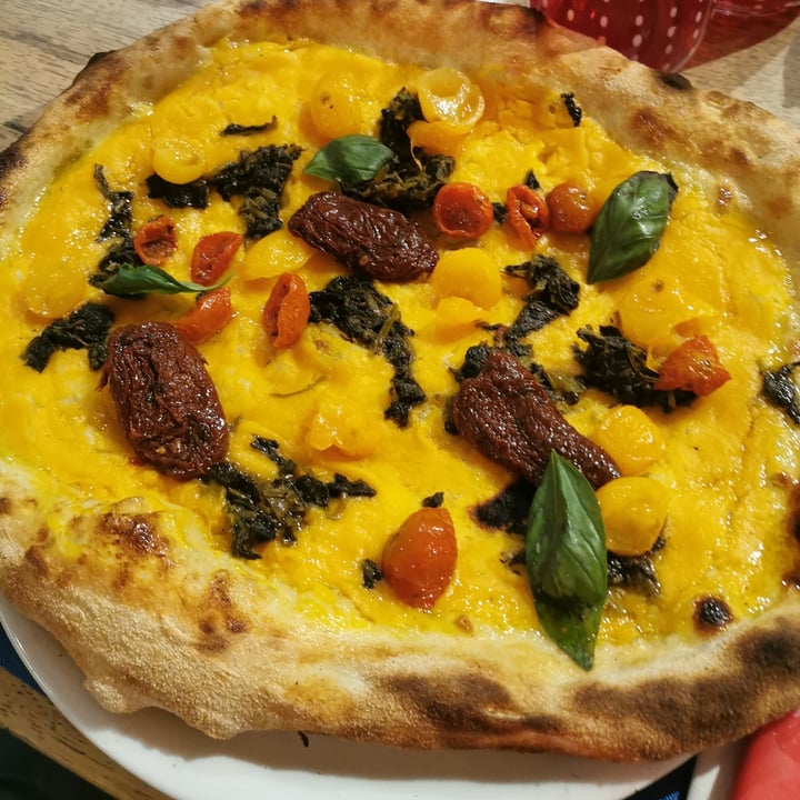 photo of Uagliò Pizza Sofia Loren shared by @patrix1201 on  13 Aug 2022 - review