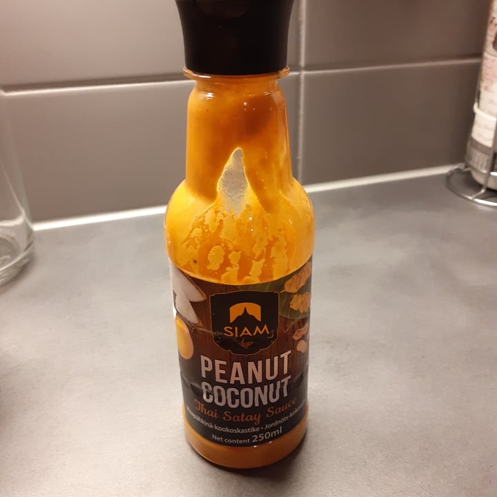 photo of de Siam Peanut coconut thai satay sauce shared by @sisuboi on  21 Feb 2021 - review