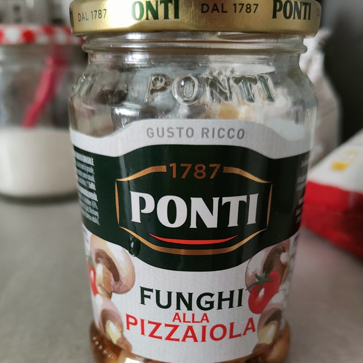 photo of Ponti Funghi alla pizzaiola shared by @mynameiscri on  04 Sep 2022 - review