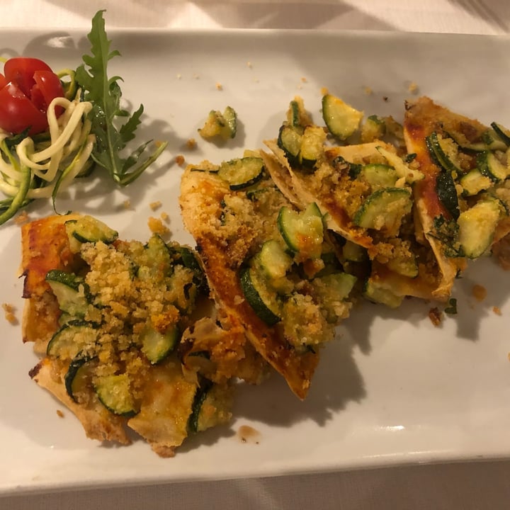 photo of Trilogy Ristorante Pizzeria crespelle di ceci con pomodori secchi, zucchine e mollica di pane shared by @virginiapaladino on  18 Jul 2022 - review