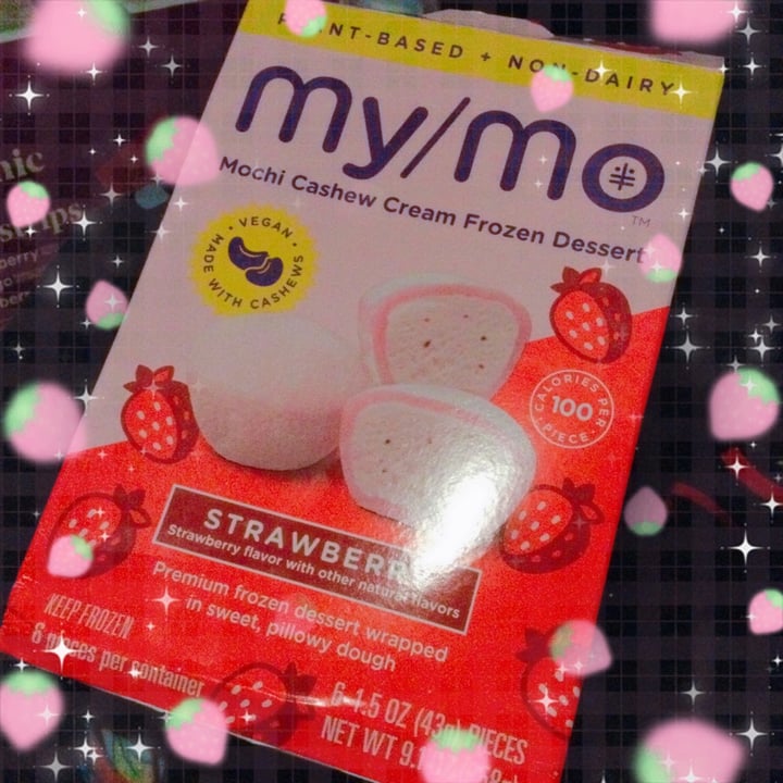 photo of My/Mo Mochi Cashew Cream Frozen Dessert Strawberry shared by @mewinabubble on  11 Mar 2021 - review
