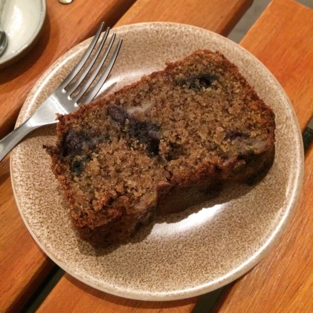 菜肴“Budin De Banana Y Arándanos”的照片