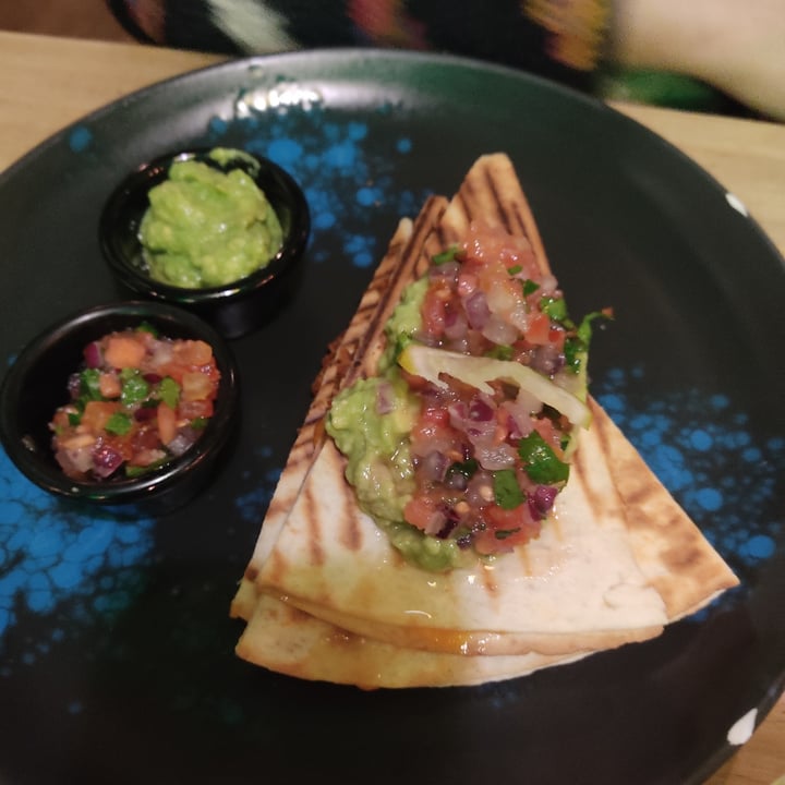 review photo of Frutas Prohibidas Quesadillas de chorizo shared by @freelorni on 21 Dec 2021 - review