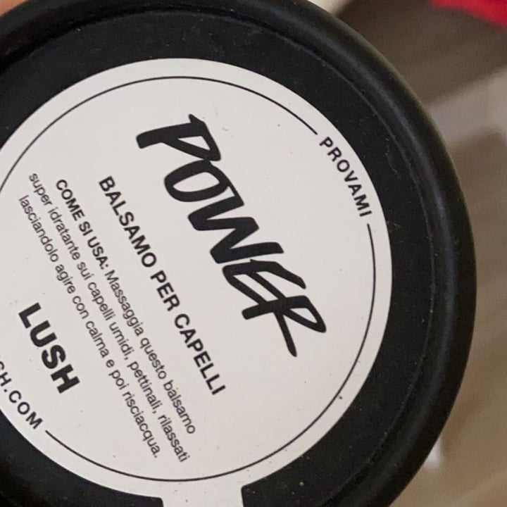 photo of LUSH Fresh Handmade Cosmetics Power Balsamo per capelli shared by @mno on  18 Mar 2022 - review