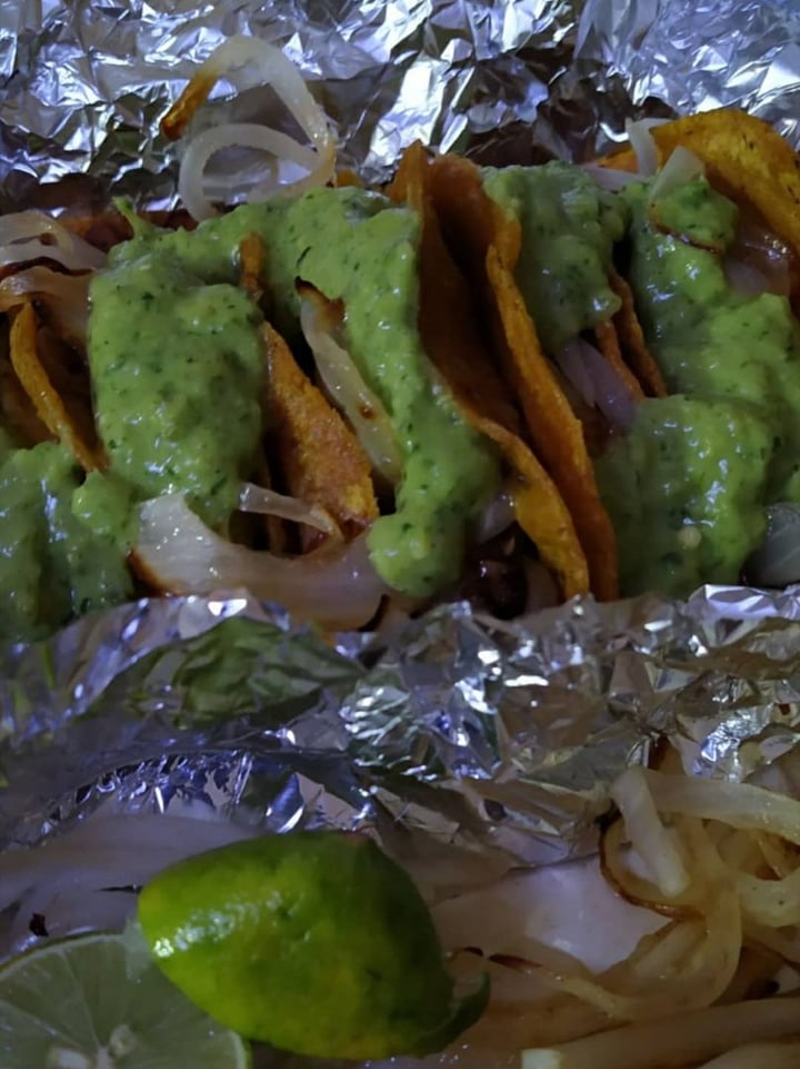 review photo of Goji Vegan Café (Take Away) Tacos Seitan shared by @gonzalordzm on 21 Jan 2020 - review