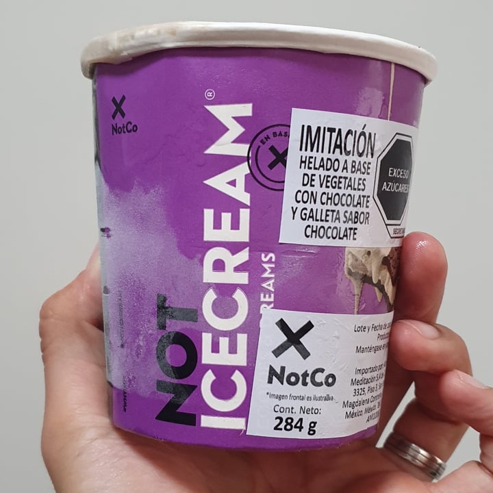photo of NotCo Not Icecream Cookies & Dreams  shared by @memevegan on  20 Aug 2022 - review